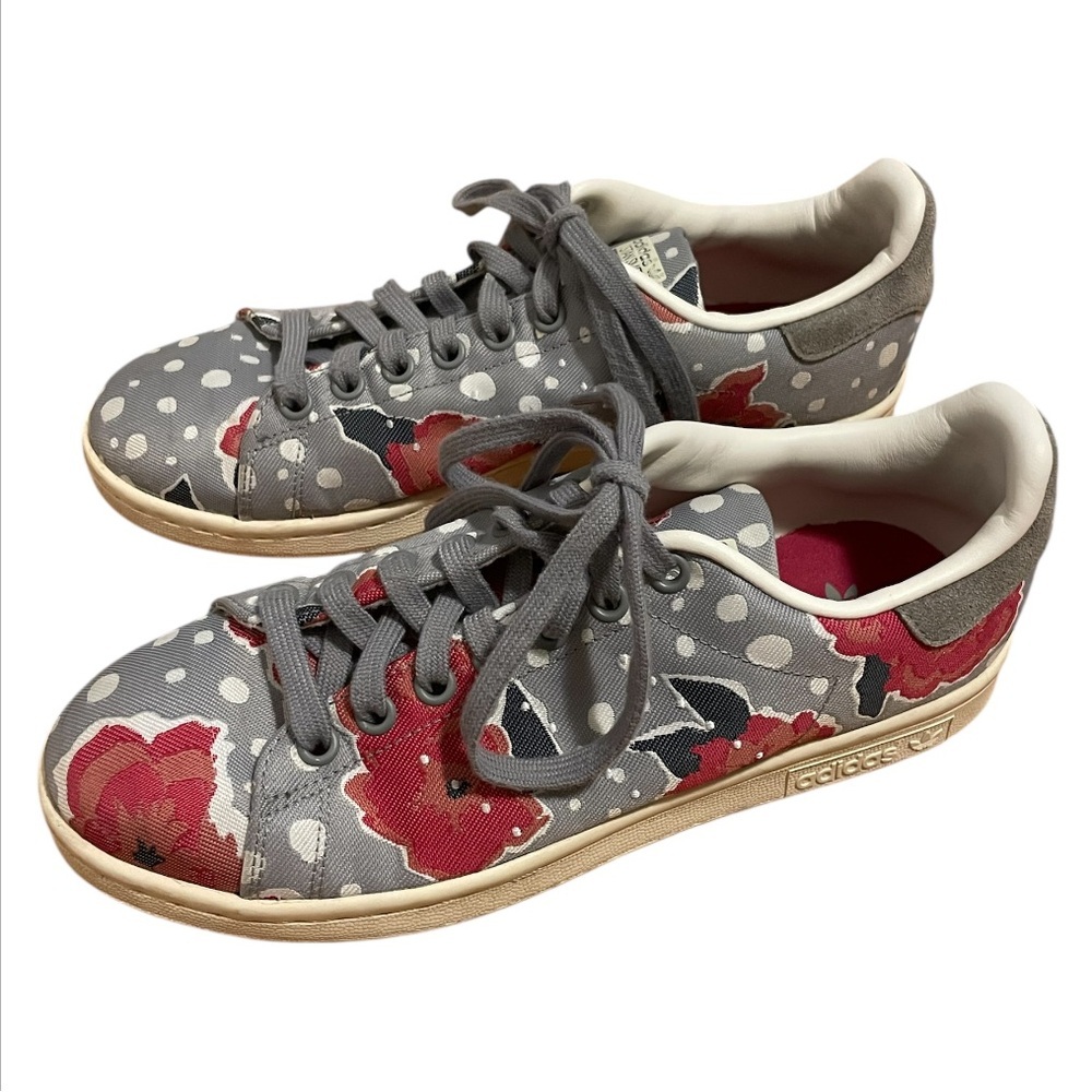 Adidas Stan Smith Floral Art Red and Gray Poppy Sneakers - Picture 4 of 11